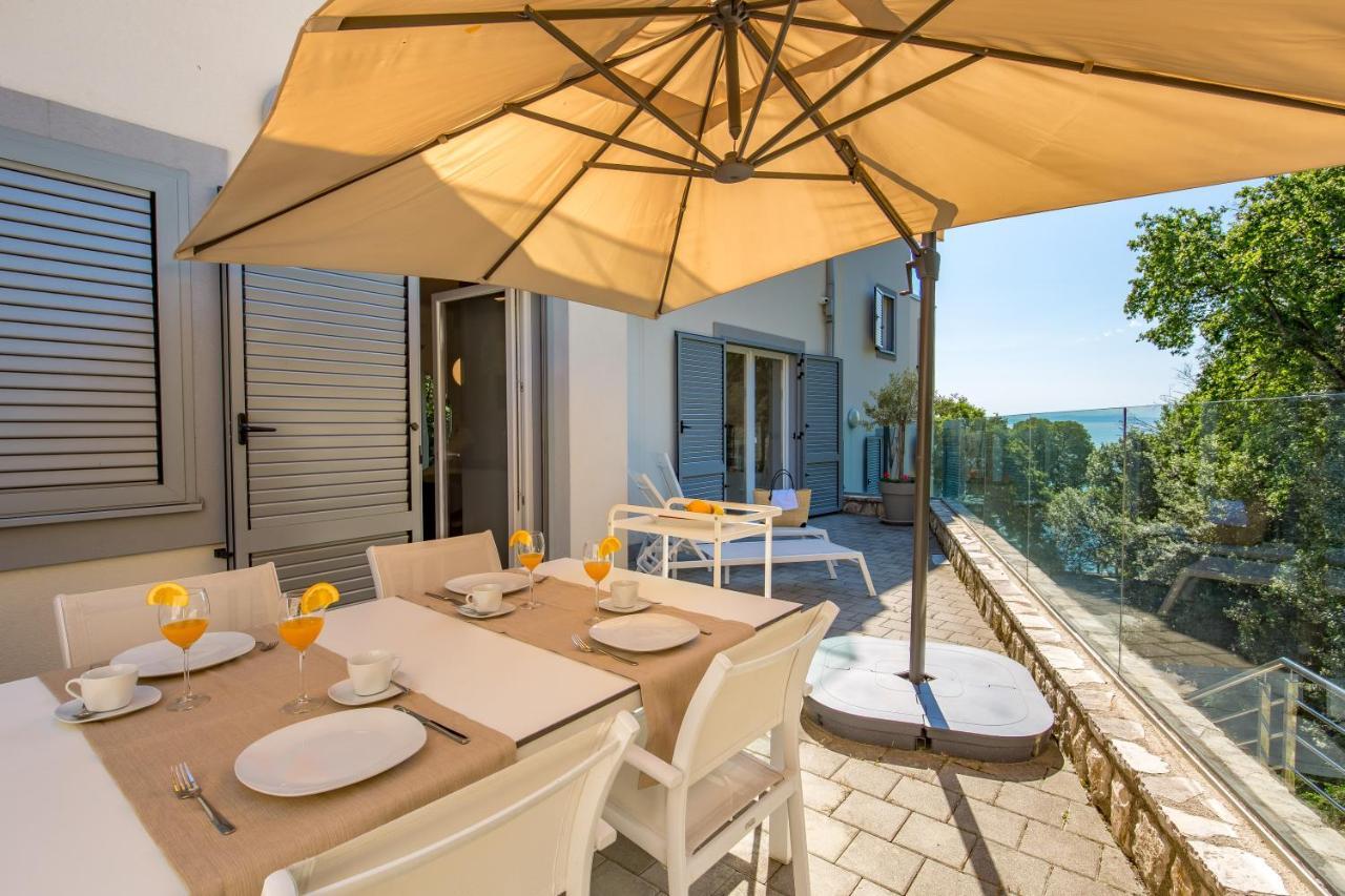 Plage Lovran Residence エクステリア 写真