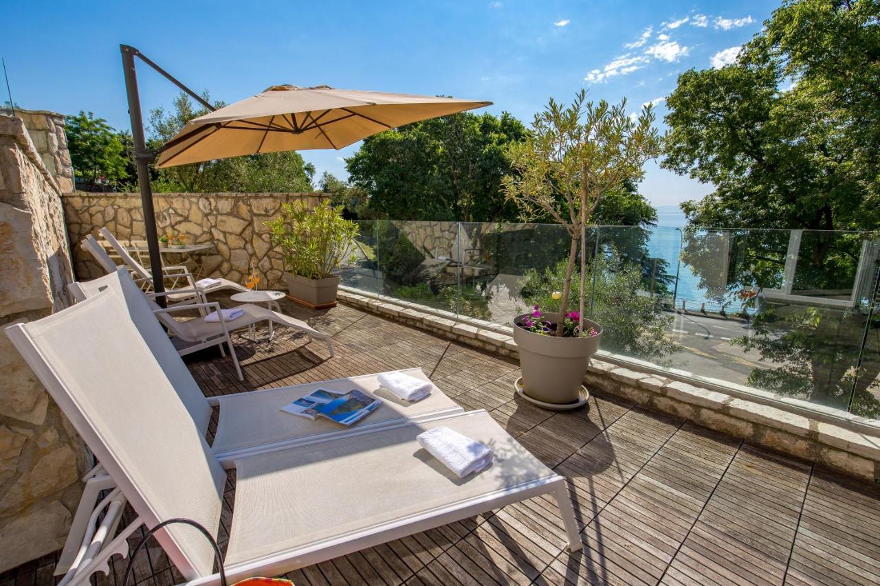 Plage Lovran Residence エクステリア 写真