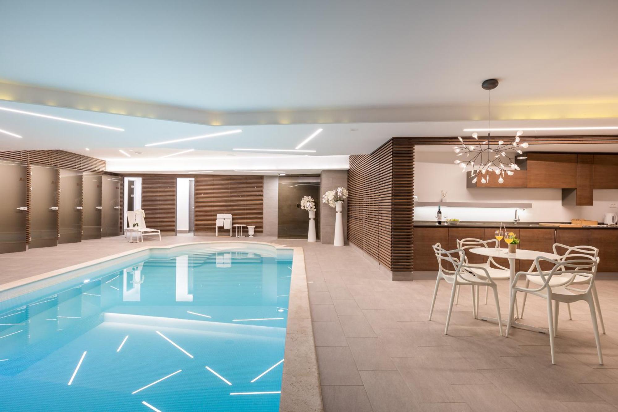 Plage Lovran Residence エクステリア 写真