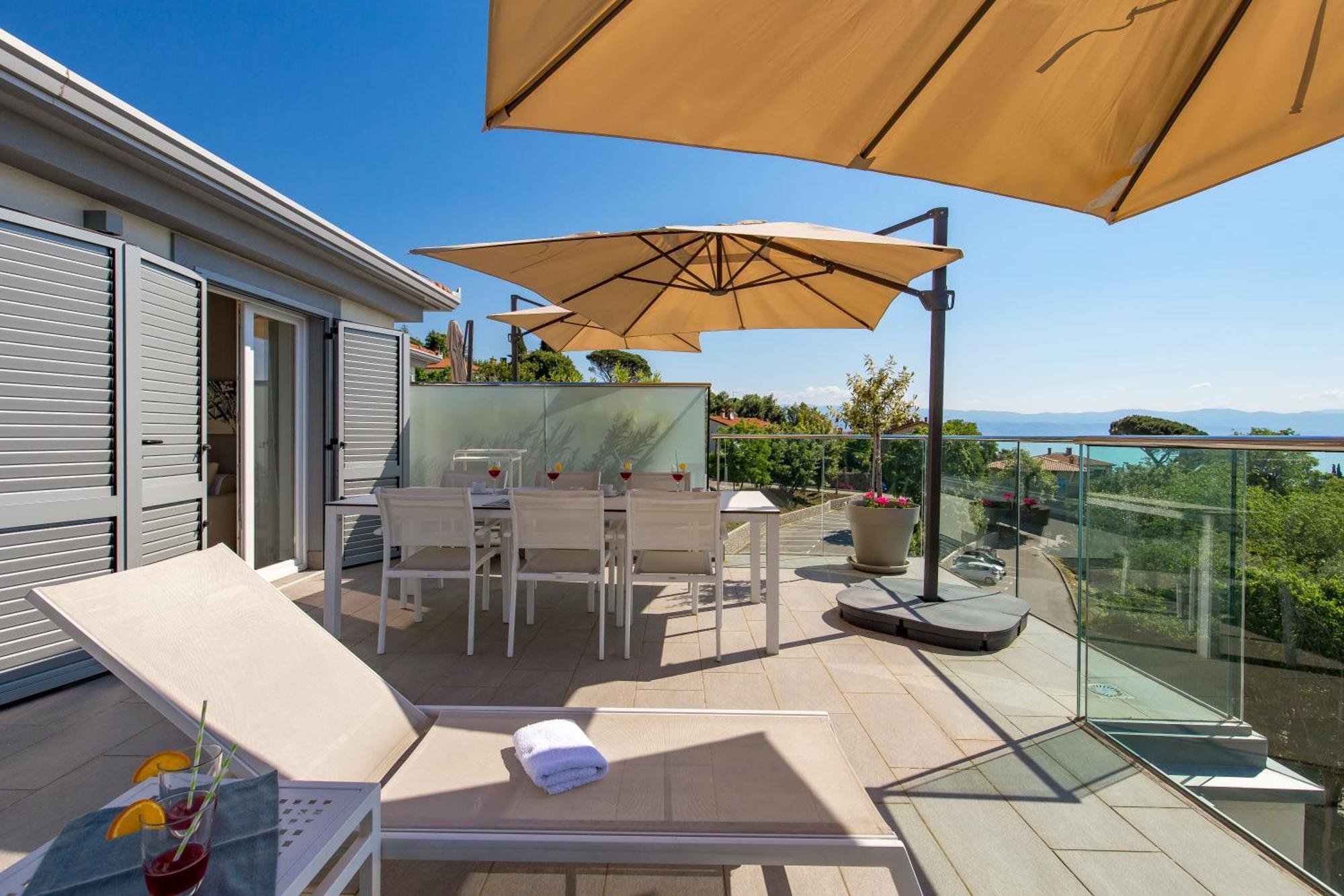 Plage Lovran Residence エクステリア 写真