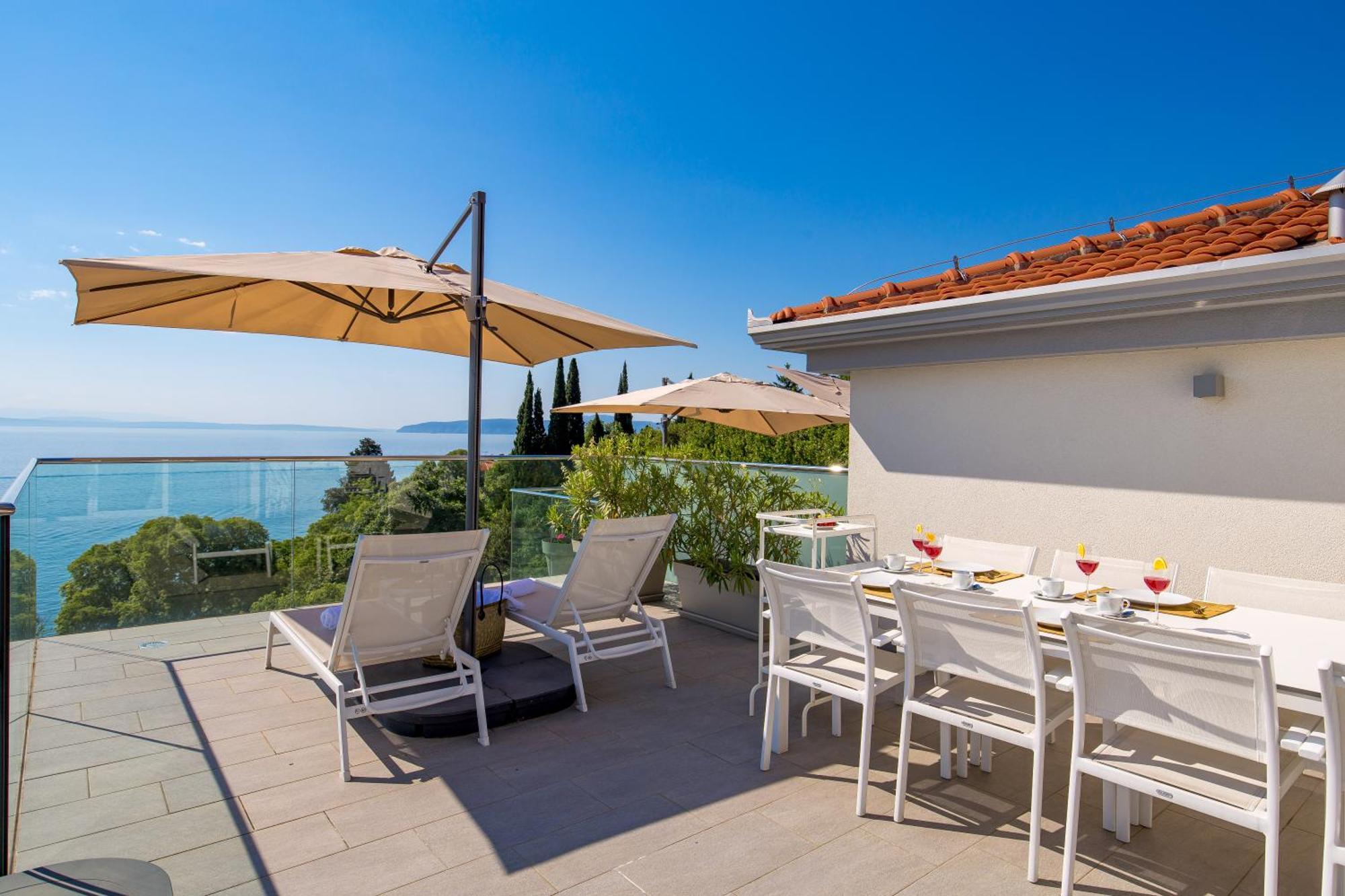 Plage Lovran Residence エクステリア 写真