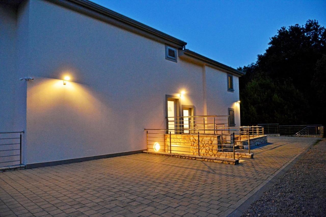Plage Lovran Residence エクステリア 写真